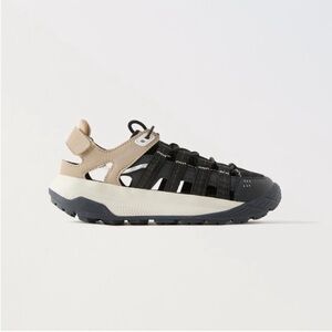 Zara kids, Black, SPORTY CAGE SNEAKERS, 12½ (7.4 inches)